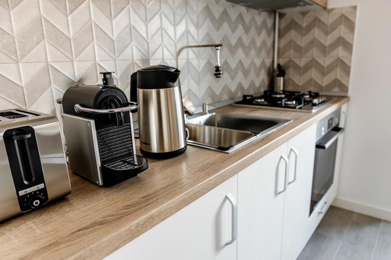 Samplus Central Apartment Craiova Dış mekan fotoğraf